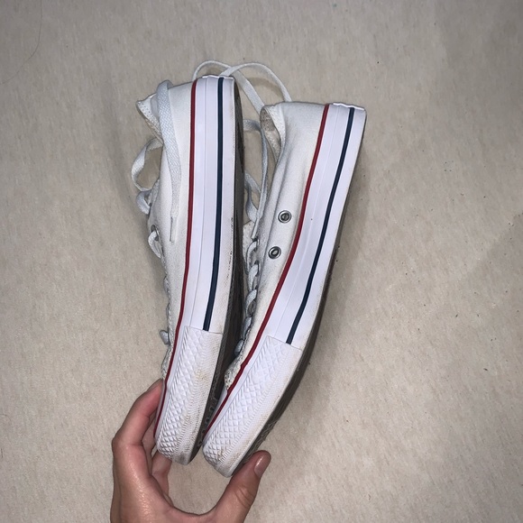 Converse - Picture 6 of 8